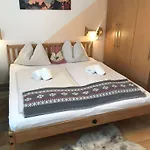 Josefa 플라차우